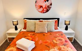 City Stadium Stay Cbd Apartment A, Chc